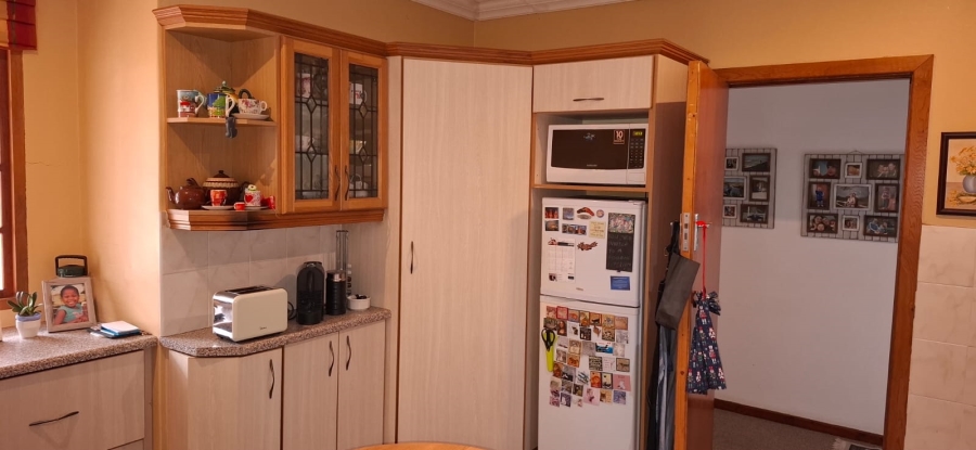 5 Bedroom Property for Sale in Nahoon Beach Eastern Cape